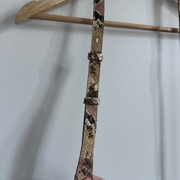 Madewell Transport Snakeskin Camera Bag Crossbody Purse - Picture 5 of 9